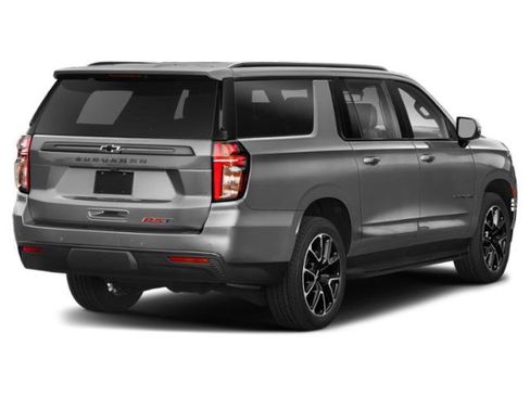 Used 2021 Chevrolet Suburban RST w/ Luxury Package AWD/4WD image 2