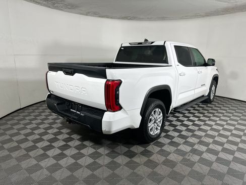 Used 2025 Toyota Tundra SR5 w/ SR5 Premium Package AWD/4WD image 3