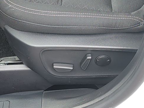 Used 2024 Ford Escape Active w/ Tech Pack #2 AWD/4WD image 19