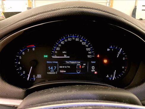 Used 2013 Cadillac XTS Luxury w/ Driver Awareness Package AWD/4WD image 20