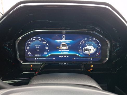 Used 2023 Chevrolet Silverado 1500 ZR2 w/ Technology Package image 26