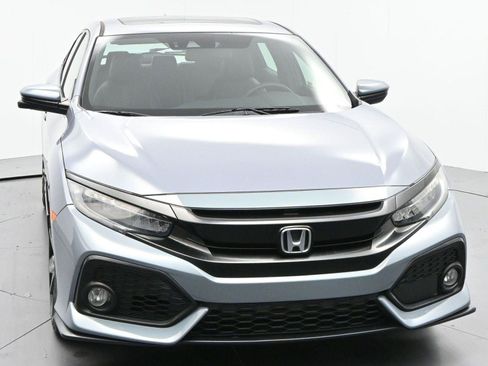 Used 2019 Honda Civic Sport Touring image 2