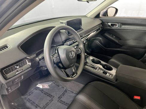 Used 2023 Honda Civic LX image 9