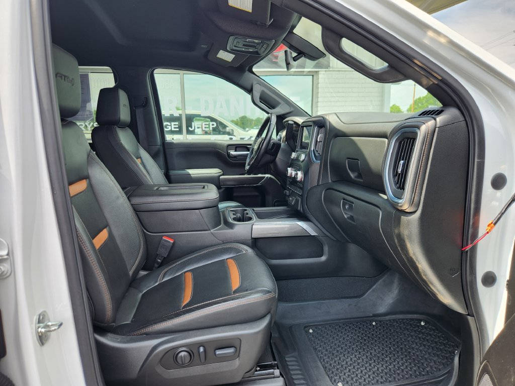 Used 2022 GMC Sierra 1500 AT4 w/ AT4 Preferred Package AWD/4WD image 11