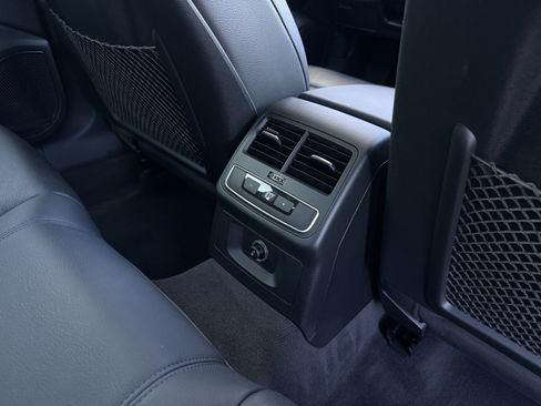 Used 2018 Audi A4 2.0T Ultra Premium Plus w/ Premium Plus Package image 34