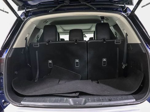 Used 2022 Nissan Pathfinder SL w/ SL Premium Package FWD image 28