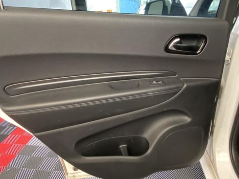 Used 2022 Dodge Durango GT AWD/4WD image 17