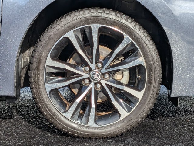 Used 2017 Toyota Corolla XSE FWD image 10