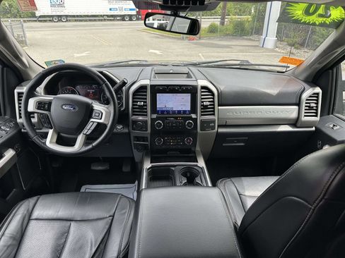 Used 2020 Ford F250 Lariat w/ Tremor Off-Road Package AWD/4WD image 13