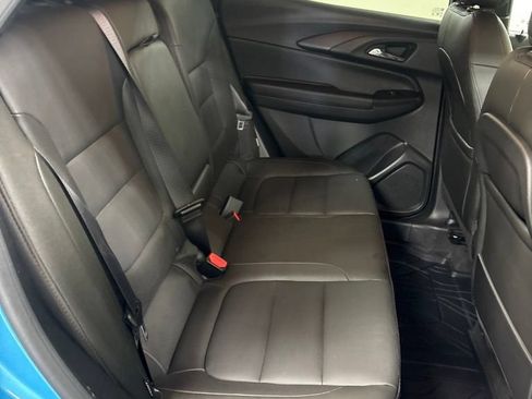 Used 2025 Chevrolet TrailBlazer RS FWD image 28