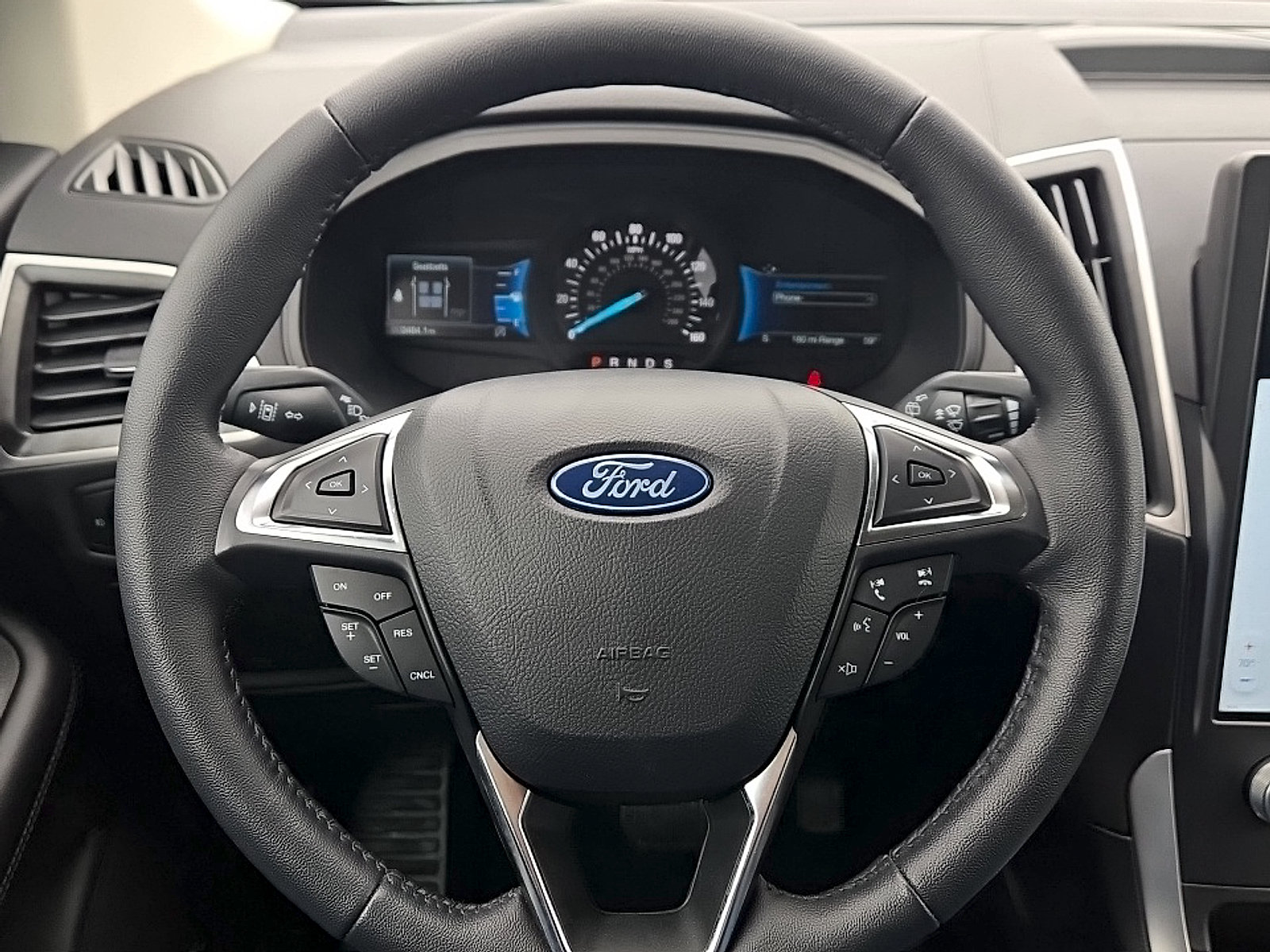 Used 2024 Ford Edge SEL w/ Convenience Package AWD/4WD image 12