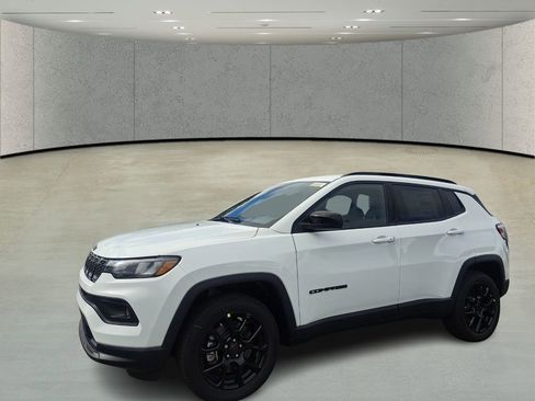 New 2026 Jeep Compass Latitude image 1
