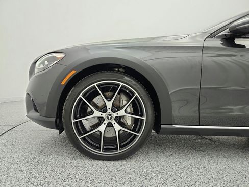 Certified 2022 Mercedes-Benz E 450 4MATIC All-Terrain Wagon image 18
