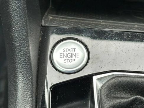 Certified 2023 Volkswagen Taos SEL AWD/4WD image 37