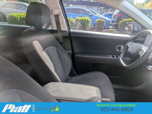 Used 2024 Hyundai Ioniq 5 SEL image 31