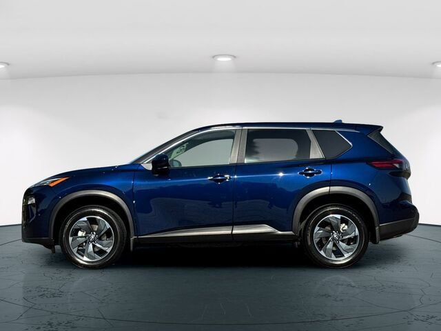 Used 2026 Nissan Rogue SV FWD image 4