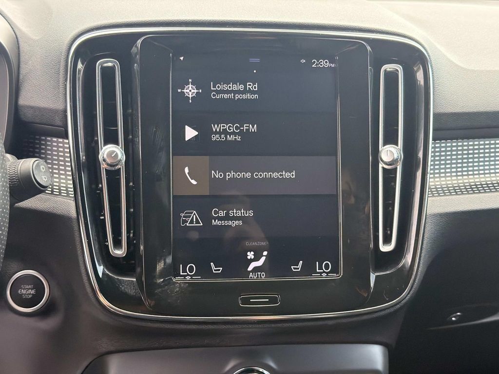 Used 2020 Volvo XC40 T5 R-Design w/ Protection Package Premier AWD/4WD image 6