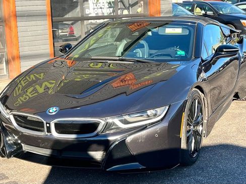Used 2019 BMW i8 Roadster image 9
