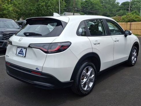Certified 2024 Honda HR-V LX image 6