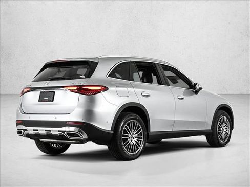 New 2026 Mercedes-Benz GLC 300 GLC 300 image 5