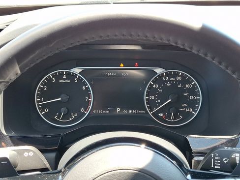 Certified 2023 Nissan Pathfinder SV w/ SV Premium Package AWD/4WD image 23