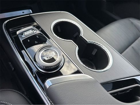 New 2025 Cadillac Lyriq Sport image 25