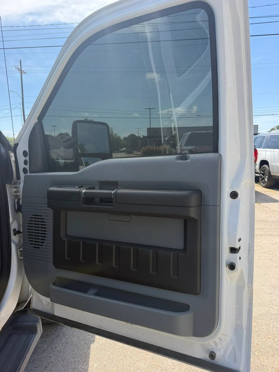 Used 2011 Ford F350 XL w/ PWR Equipment Group AWD/4WD image 17