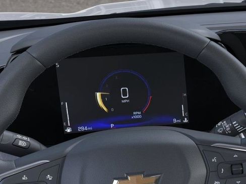 New 2026 Chevrolet Trax LT w/ LT Convenience Package FWD image 18