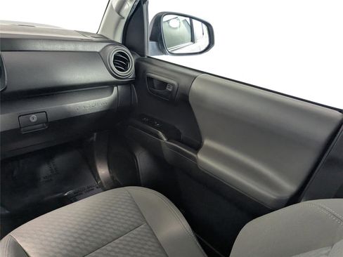 Certified 2022 Toyota Tacoma SR w/ SR Convenience Package image 29