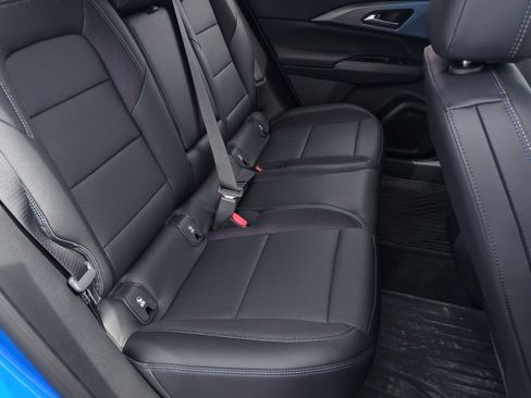 New 2026 Chevrolet Equinox EV LT w/ LPO, All-Weather Mat Package image 25