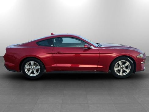 Used 2020 Ford Mustang Coupe image 5