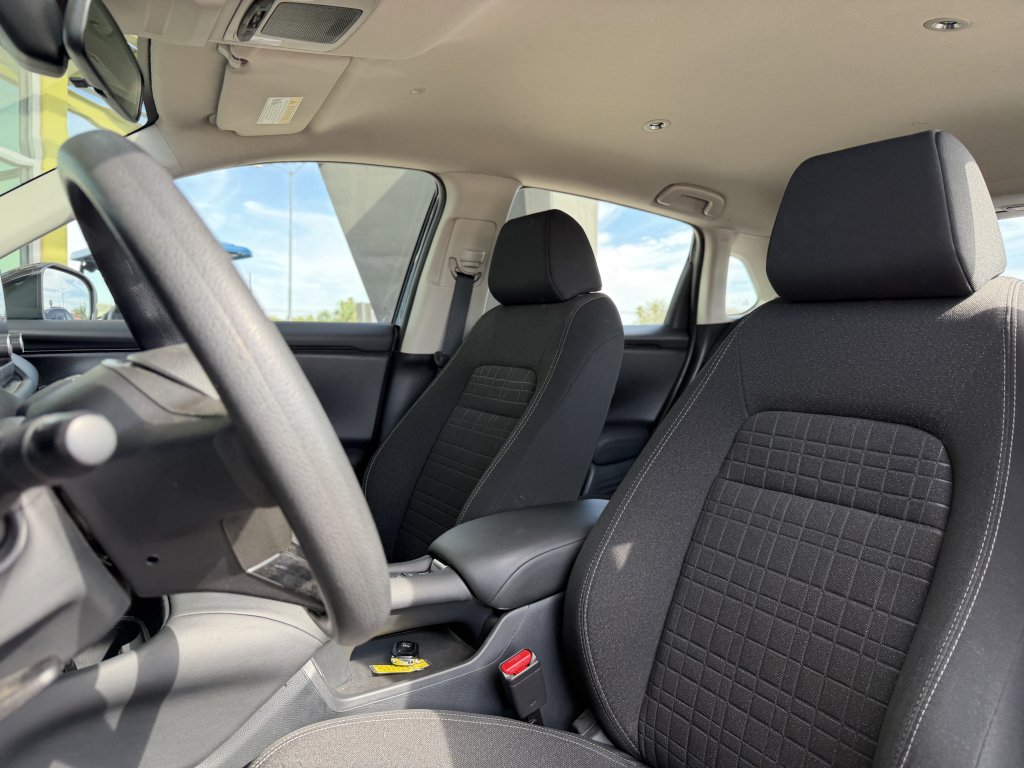Used 2024 Honda HR-V LX image 30