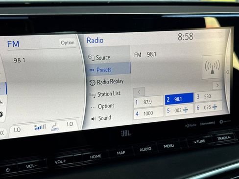 Used 2022 Toyota Mirai XLE w/ Advanced Technology Package image 16