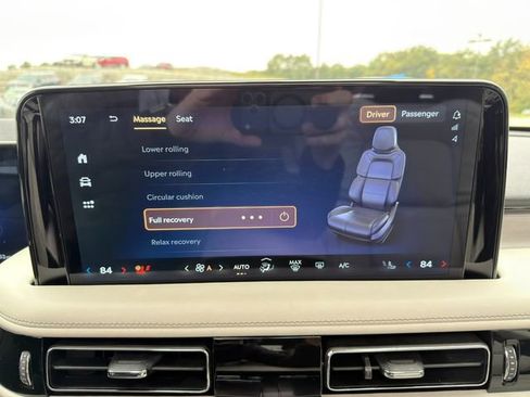 Used 2025 Lincoln Aviator Reserve w/ Equipment Group 201A image 33