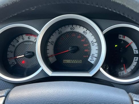 Used 2014 Toyota Tacoma PreRunner w/ SR5 Package image 28