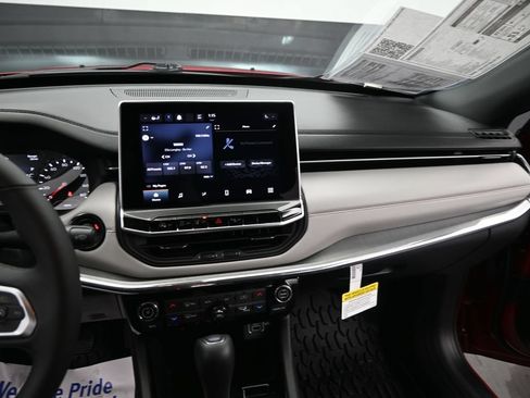 Used 2024 Jeep Compass Limited AWD/4WD image 30