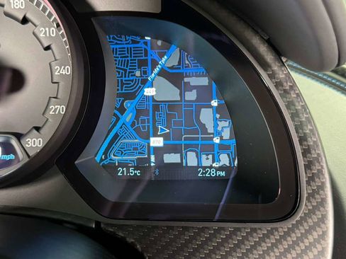 Used 2022 Bugatti Chiron Pur Sport image 17