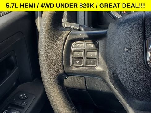 Used 2017 RAM 1500 Express w/ Express Value Package AWD/4WD image 10