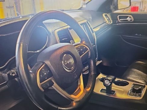 Used 2015 Jeep Grand Cherokee Limited w/ Luxury Group II image 7