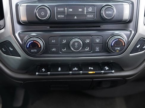 Used 2017 Chevrolet Silverado 1500 LTZ Z71 w/ LTZ Plus Package AWD/4WD image 38