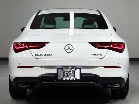 Certified 2025 Mercedes-Benz CLA 250 4MATIC image 11