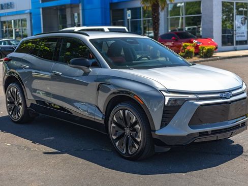 Used 2024 Chevrolet Blazer EV RS AWD/4WD image 6