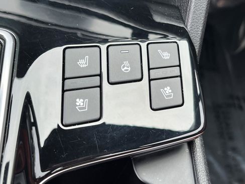 Used 2025 Kia Sportage SX FWD image 33