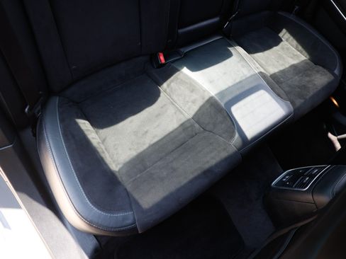 Used 2018 Dodge Charger R/T Scat Pack RWD image 17