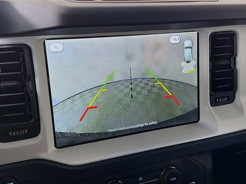 Used 2025 Ford Bronco Heritage Edition image 17