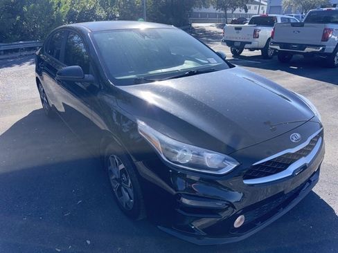 Used 2020 Kia Forte LXS image 3