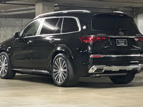 New 2026 Mercedes-Benz Maybach GLS 600 4MATIC image 3