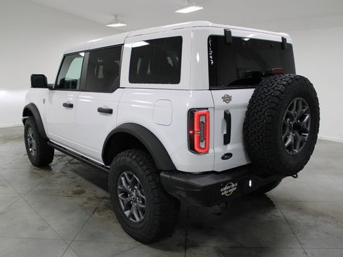 New 2025 Ford Bronco Badlands image 6