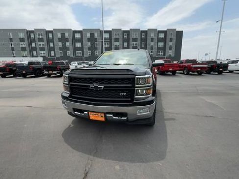 Used 2015 Chevrolet Silverado 1500 LTZ AWD/4WD image 3