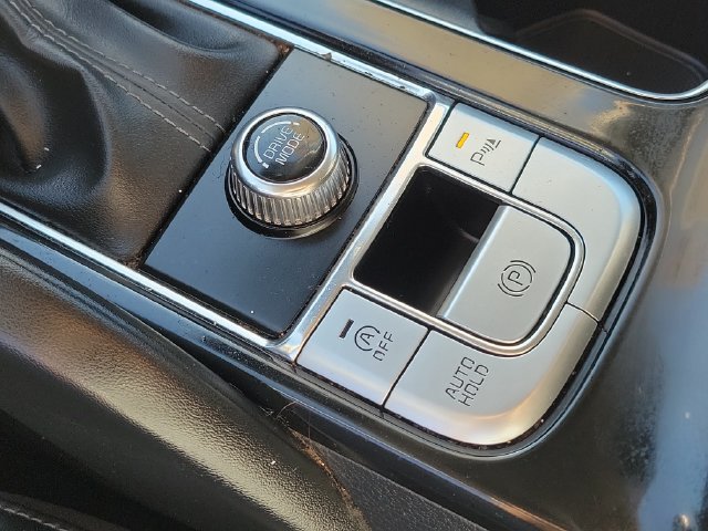 Used 2023 Kia Telluride LX FWD image 17